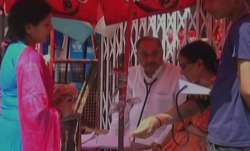 Meet Ajit Mohan Chaudhary, doctor who offers free