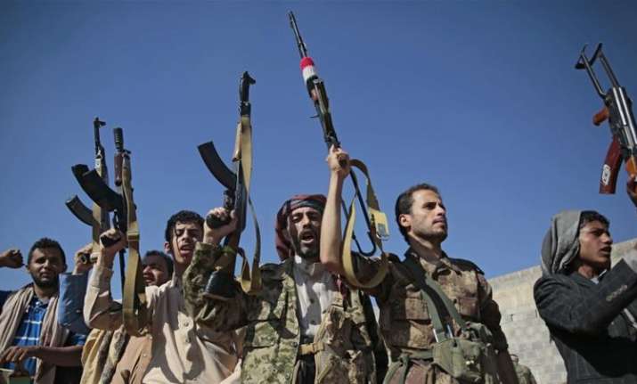 26 people injured in a missile attack by Yemen's rebel