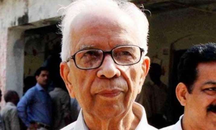 Governor Keshari Nath Tripathi convened a meeting of four