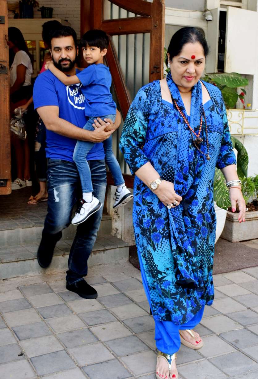 Shilpa Shetty's mother Sunanda Shetty was also a part of the family get together