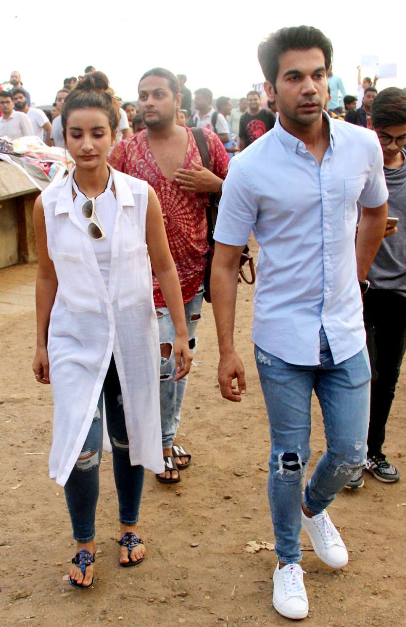 Rajkummar Rao and Patralekhaa were spotted at the rally demanding safety for daughters.