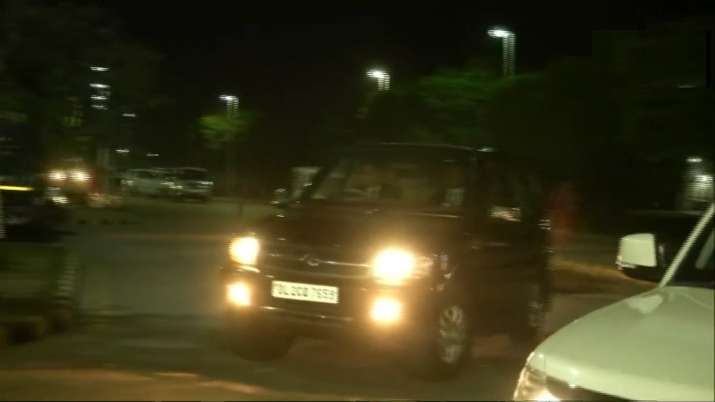 After Lucknow road show, Priyanka Gandhi visits Jaipur to meet husband facing ED probe