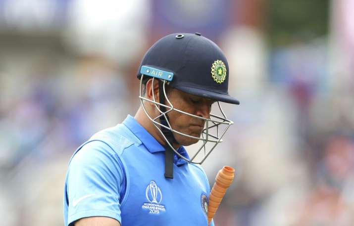 Selectors should inform Dhoni if they have decided to move forward Virender Sehwag